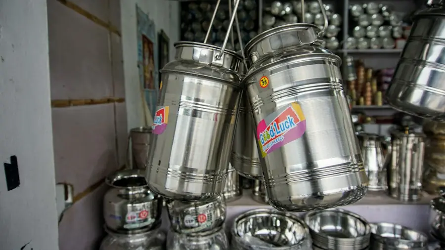 Stainless steel containers